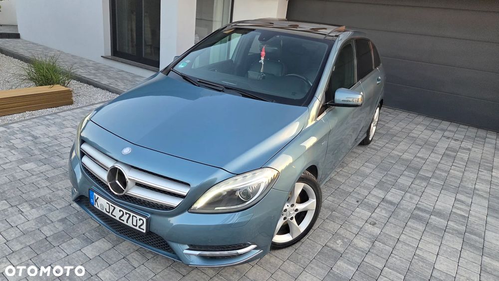 Mercedes-Benz Klasa B 200 (BlueEFFICIENCY) - 2