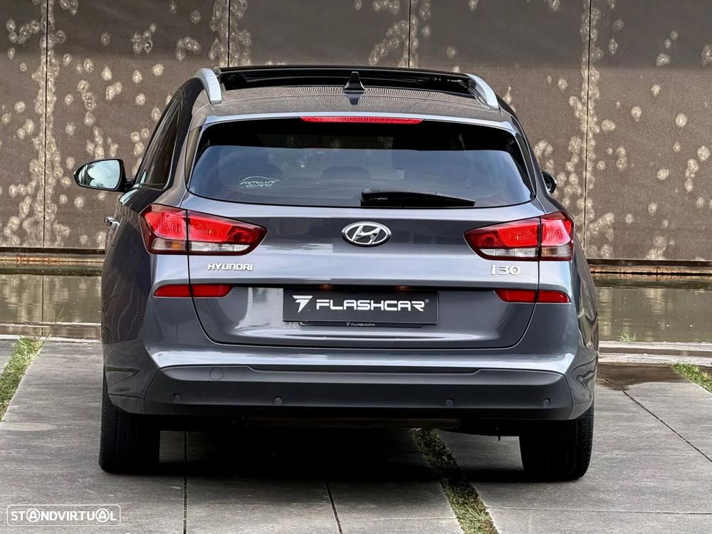Hyundai i30 SW - 25