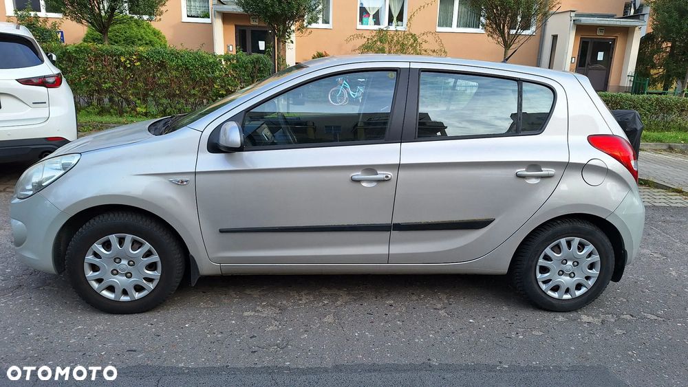 Hyundai I20