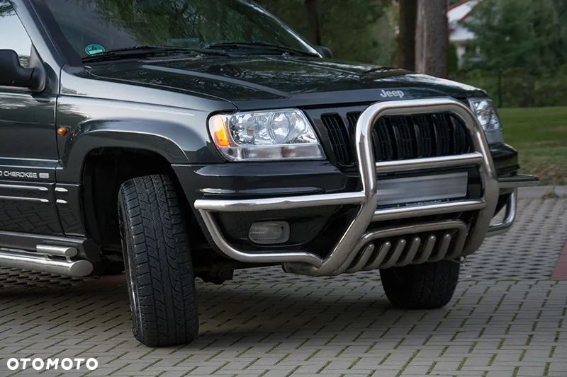 Jeep Grand Cherokee - 13