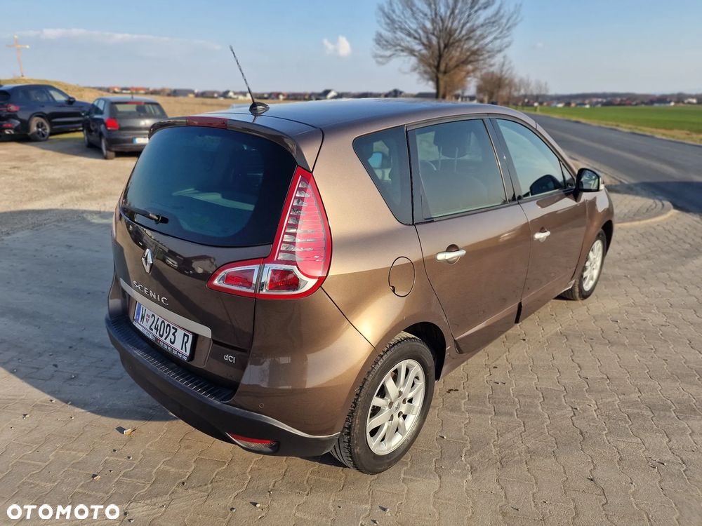 Renault Scenic 1.9 dCi Confort Privilege - 11