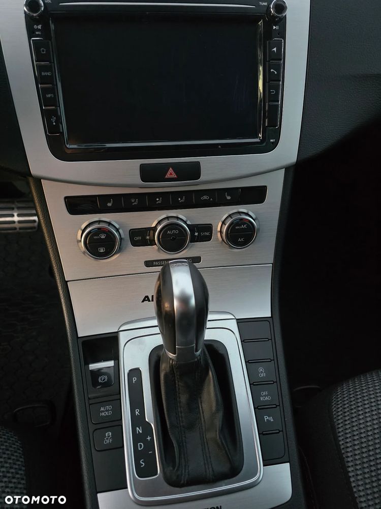 Volkswagen Passat 2.0 TDI 4Mot Highline DSG - 7