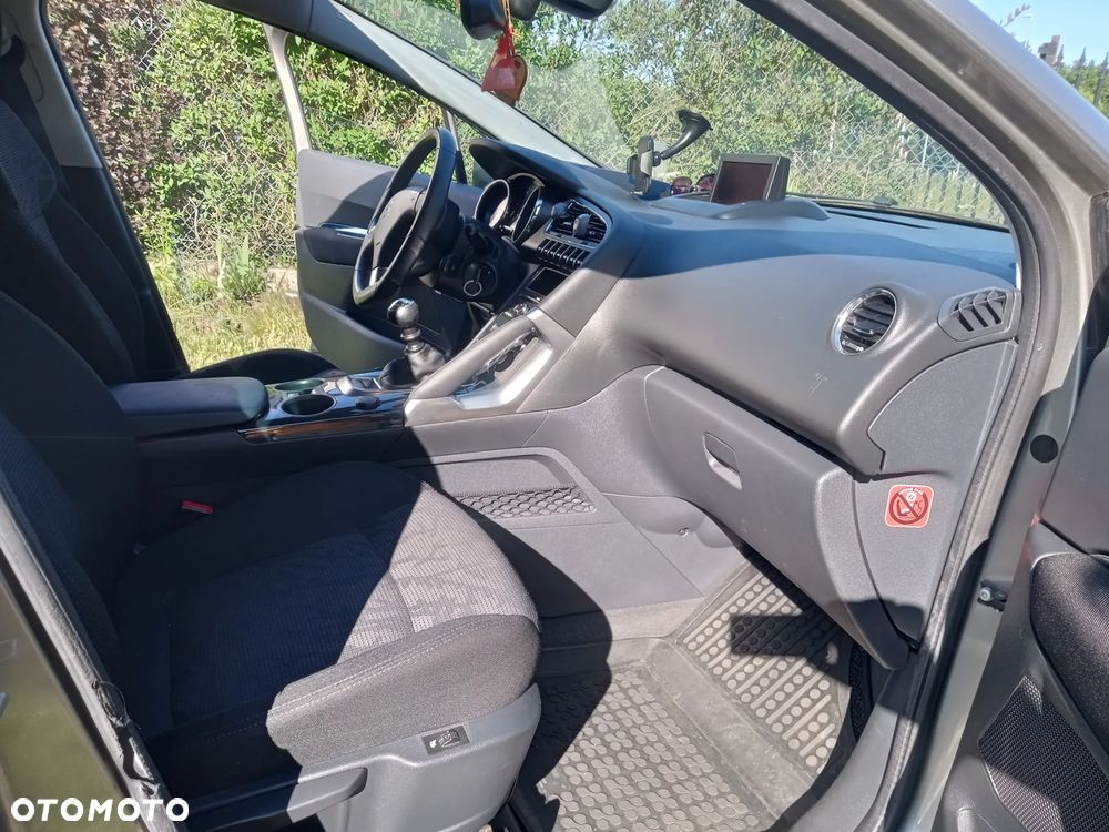Peugeot 3008 - 22