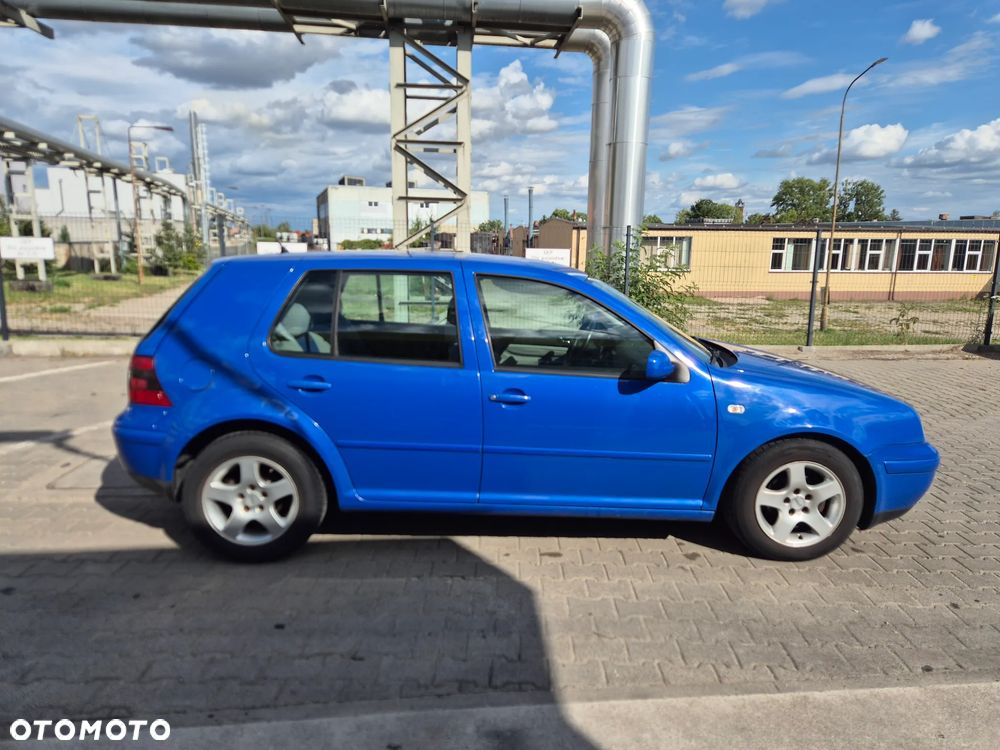Volkswagen Golf 1.4 Basis - 2