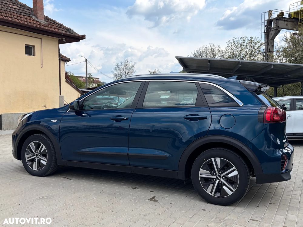 Kia Niro 1.6 GDI HEV 2WD OPF Aut. Vision - 30