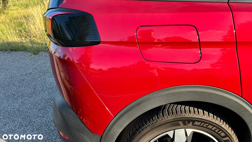 Peugeot 5008 1.5 BlueHDi Active S&S EAT8 - 11