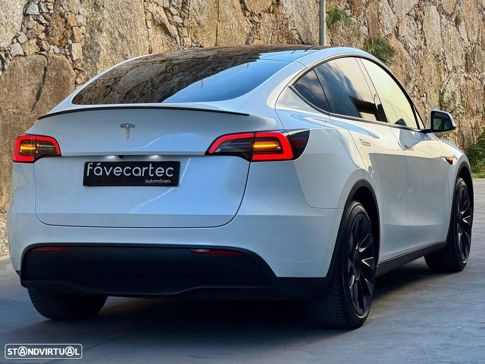 Tesla Model Y Tração Traseira - 24