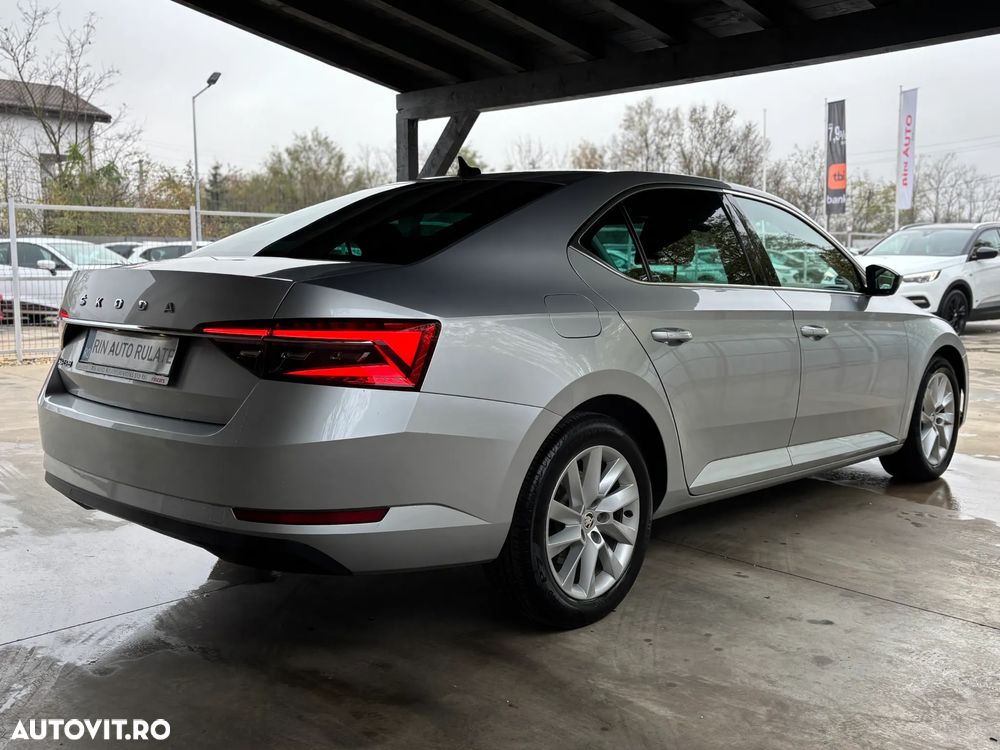 Skoda Superb 2.0 TDI DSG Style - 7