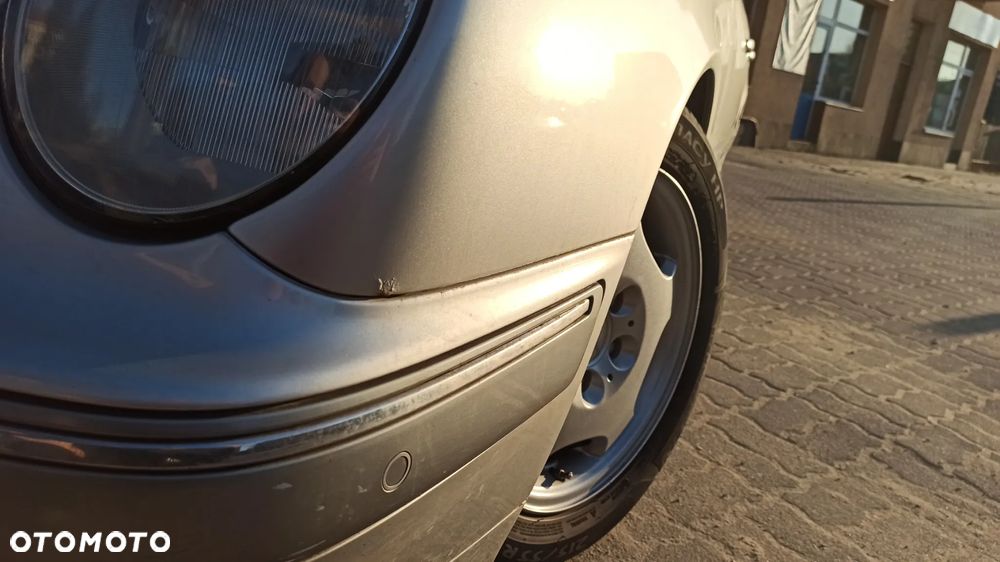 Mercedes-Benz Klasa E - 20