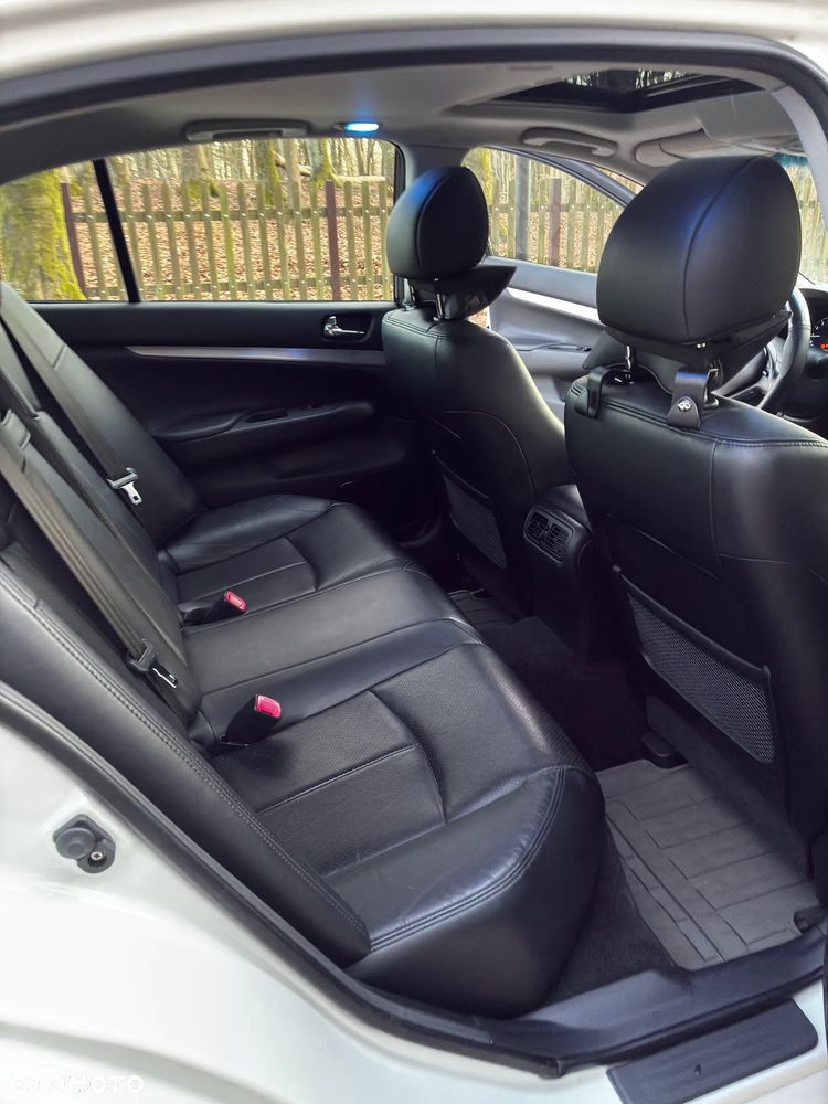 Infiniti G G37 AWD GT - 12