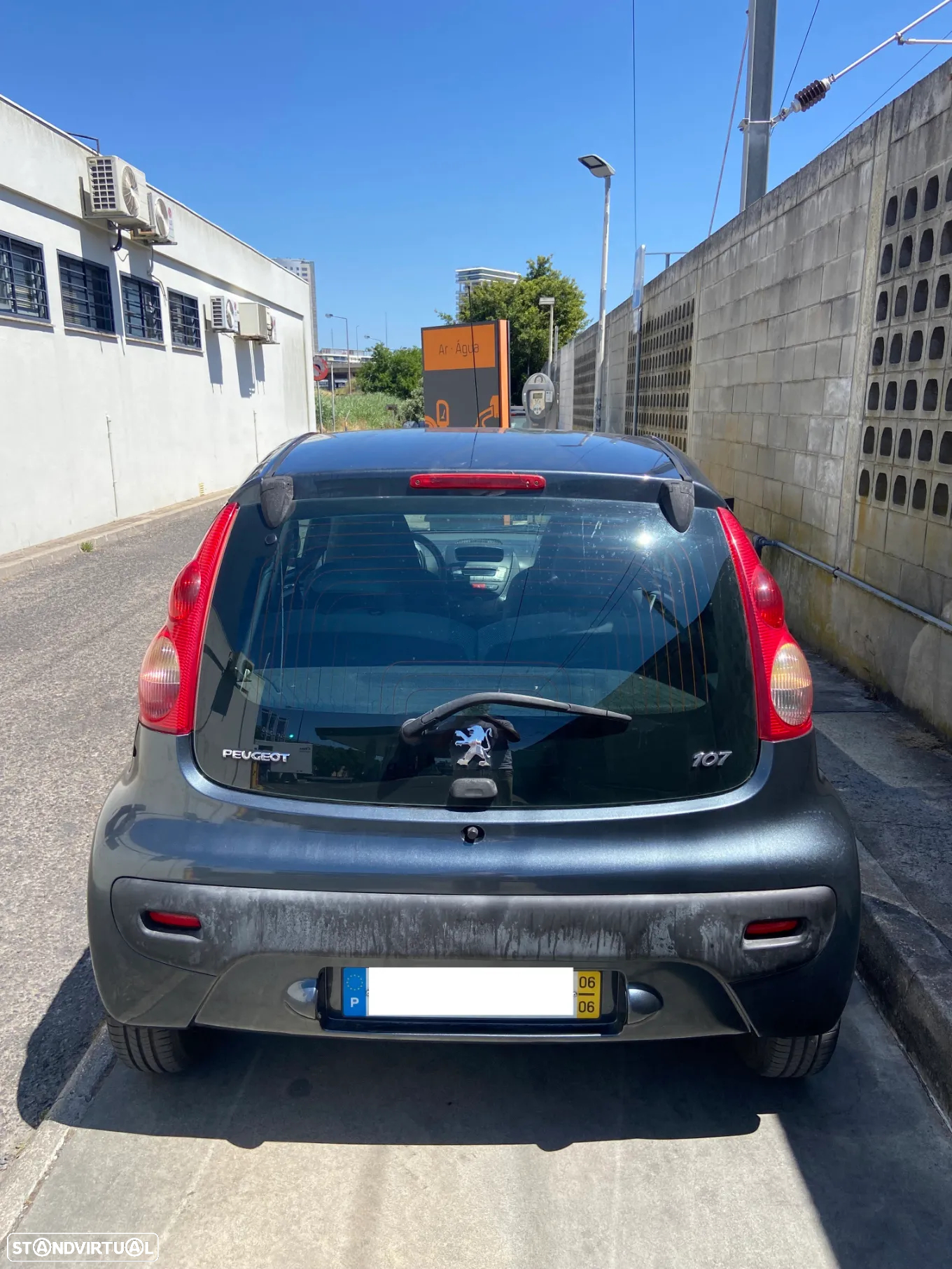 Peugeot 107 1.0 Trendy - 2