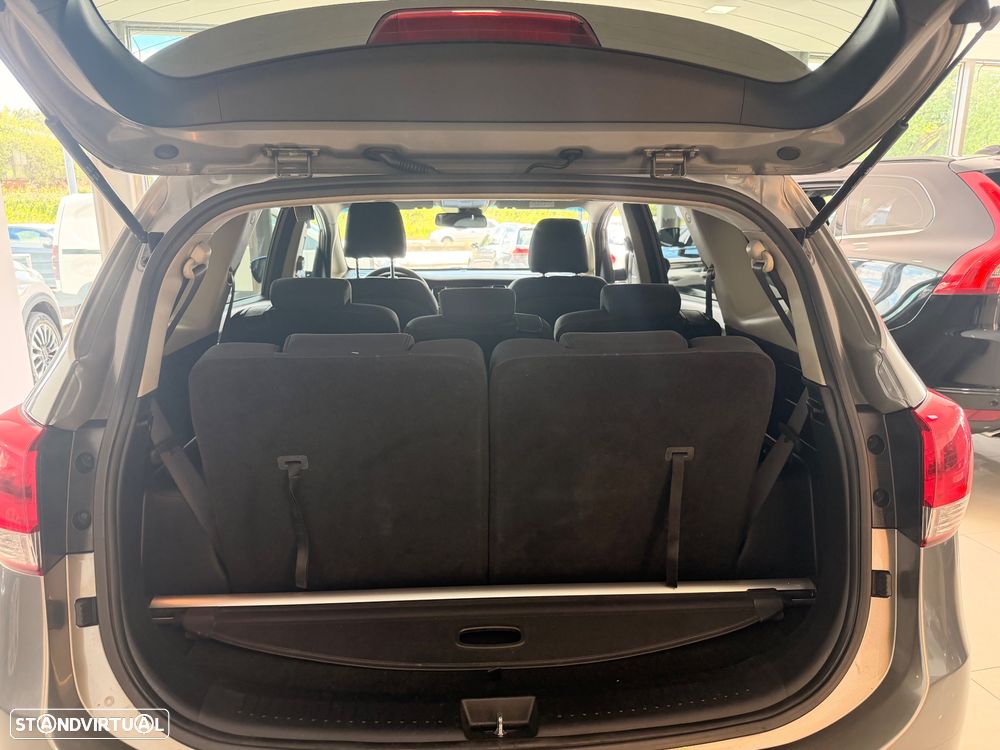 Kia Carens 1.7 CRDi ISG TX - 8