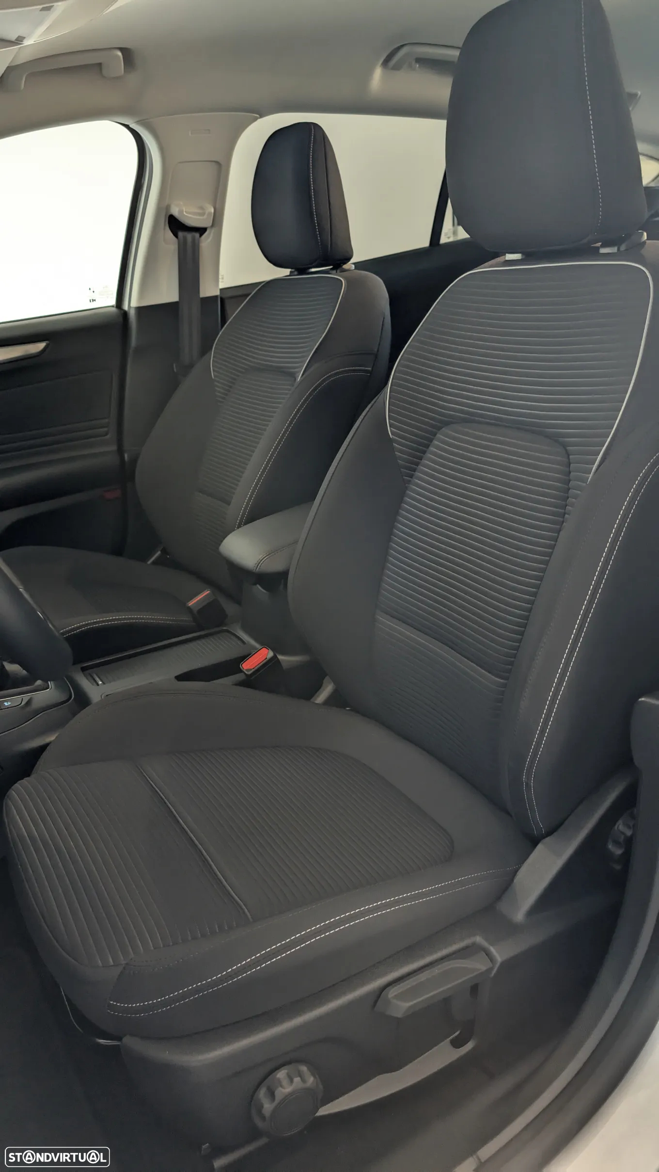 Ford Focus 1.5 TDCi EcoBlue Titanium - 15