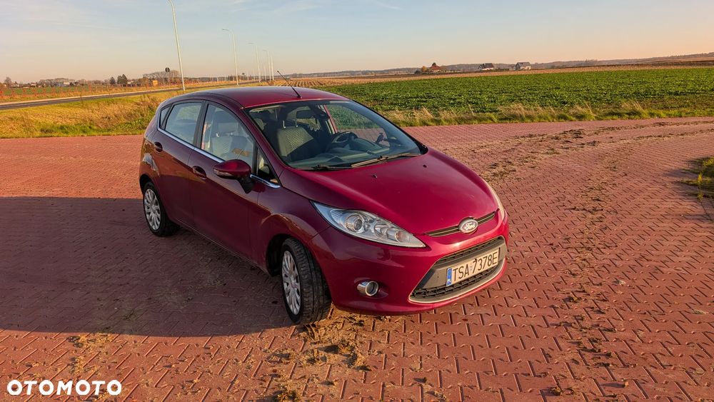 Ford Fiesta - 2