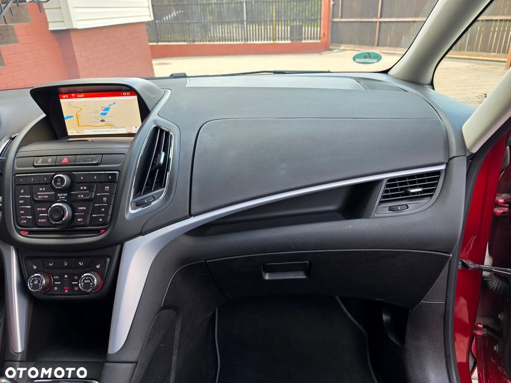 Opel Zafira Tourer 2.0 CDTI Active - 21