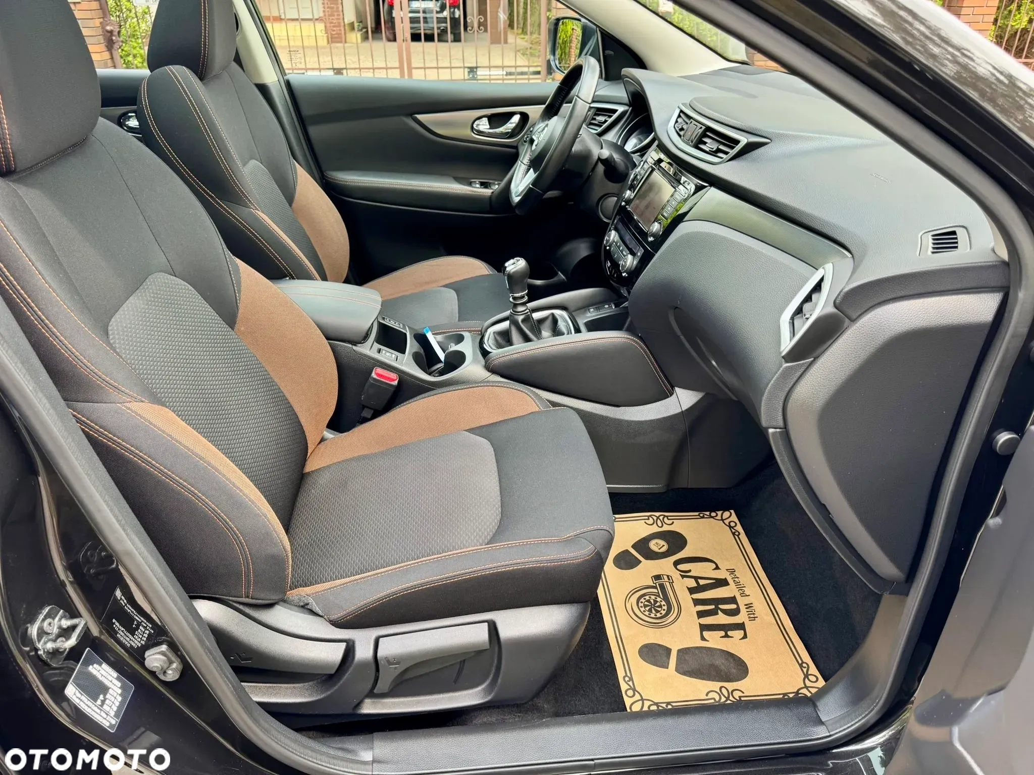 Nissan Qashqai 1.3 DIG-T N-Connecta - 14