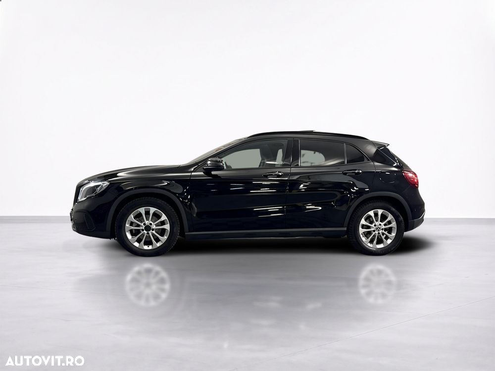 Mercedes-Benz GLA - 3