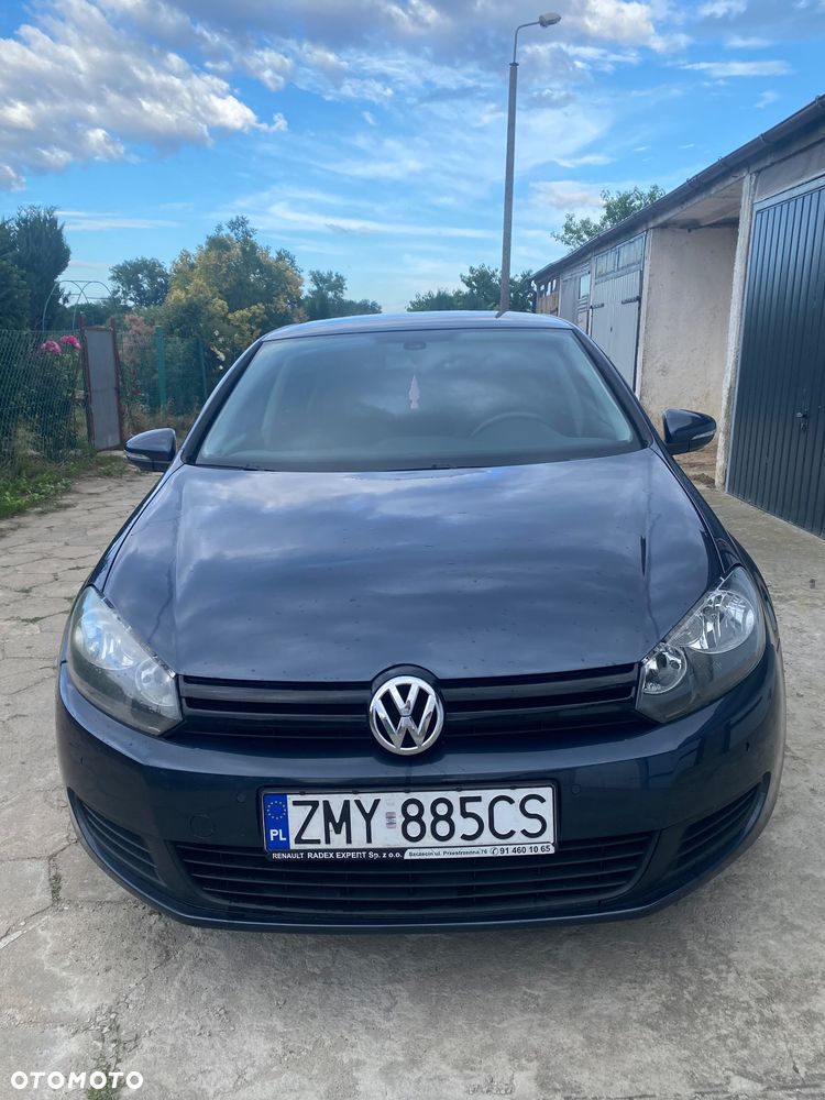 Volkswagen Golf - 1