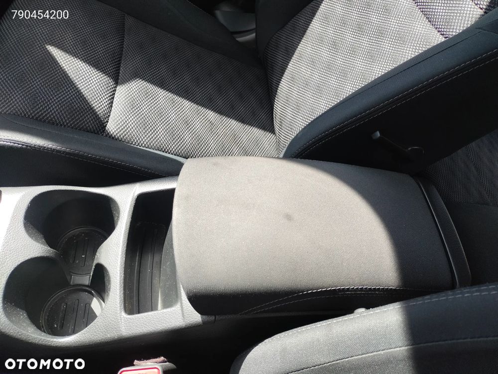 Nissan Qashqai 1.6 DCi Acenta Xtronic EU6 - 19