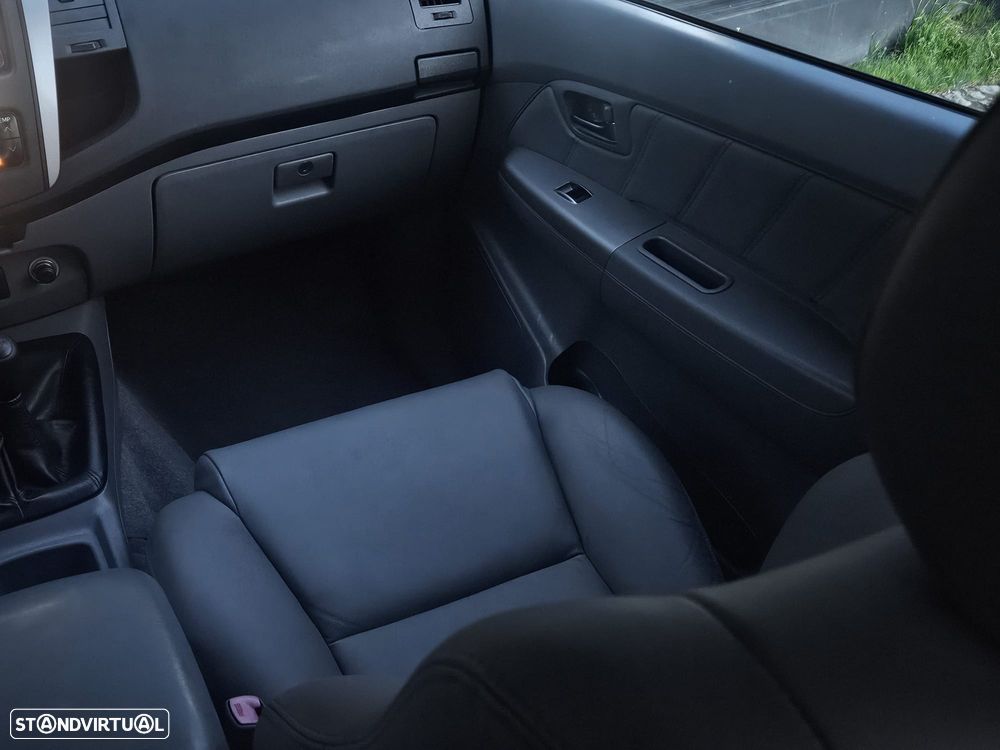 Toyota Hilux 3.0 D-4D 4WD CD Trac. PM+EP - 22