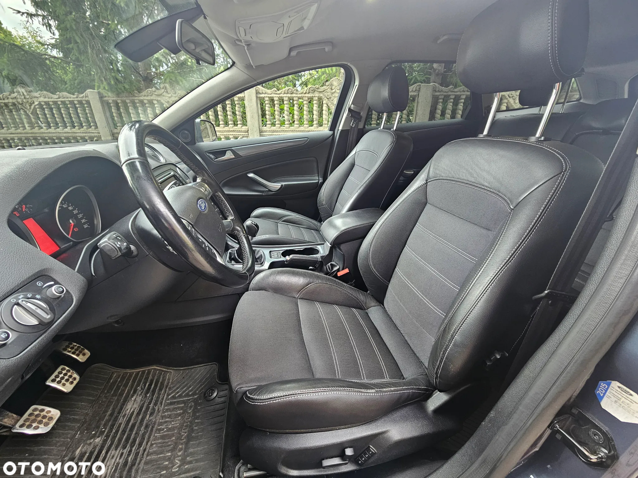Ford Mondeo 2.0 TDCI Champions Edition - 28