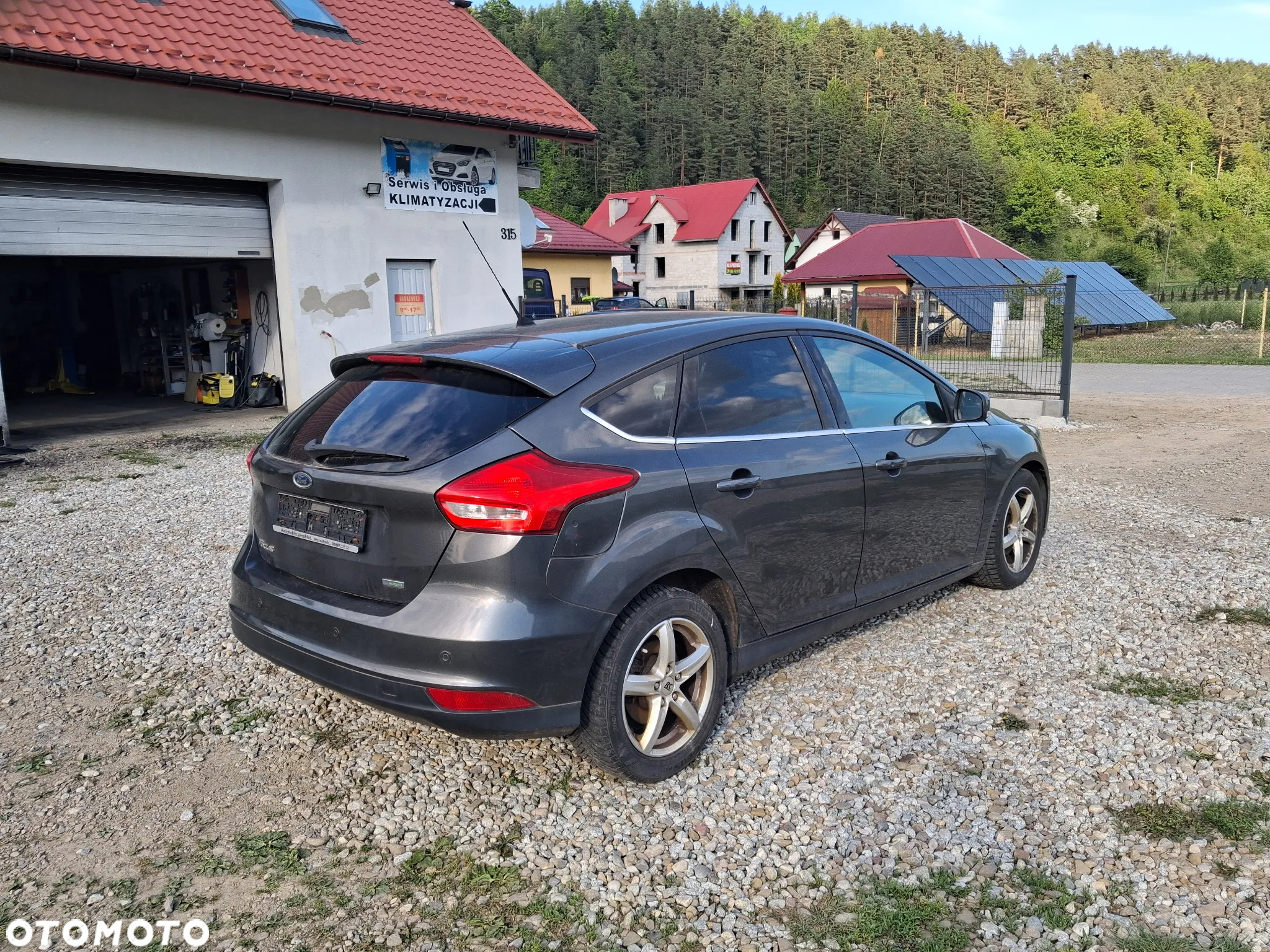 Ford Focus 1.0 EcoBoost Black Edition ASS - 6