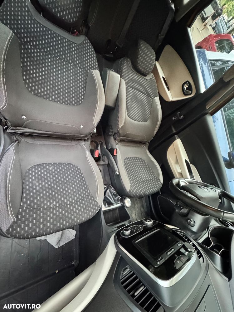 Renault Captur TCe GPF Intens - 4