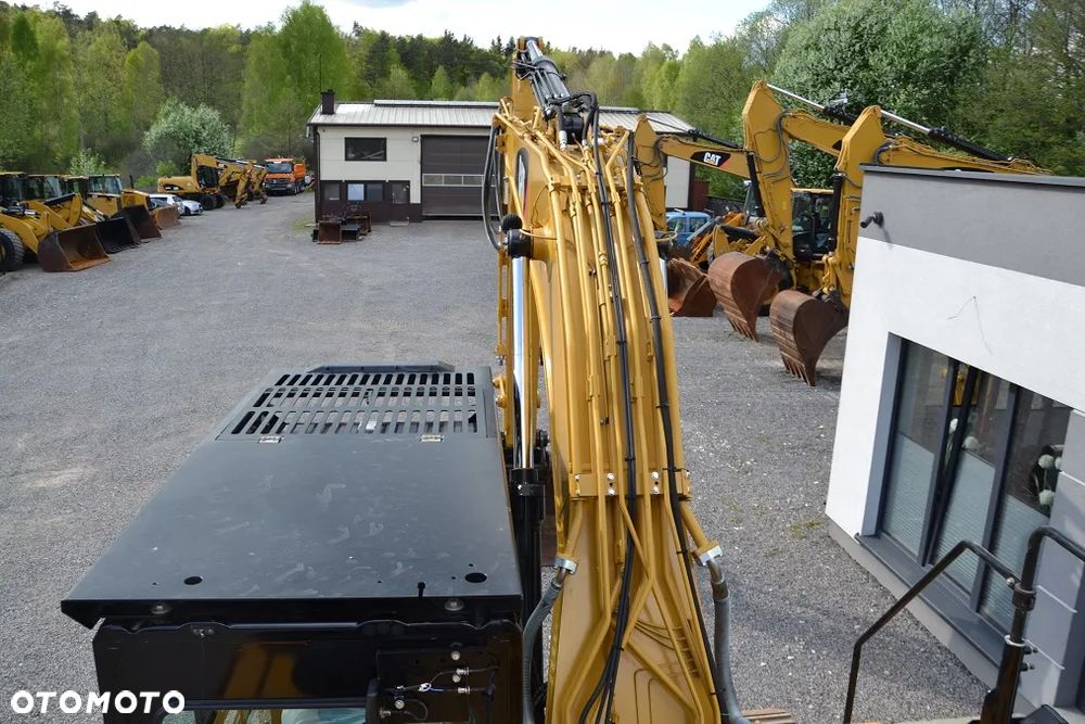 Caterpillar 320 FL - 16