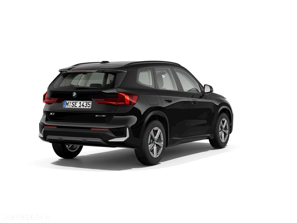 BMW X1 sDrive18i - 3