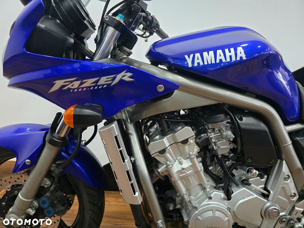 Yamaha FZS - 15