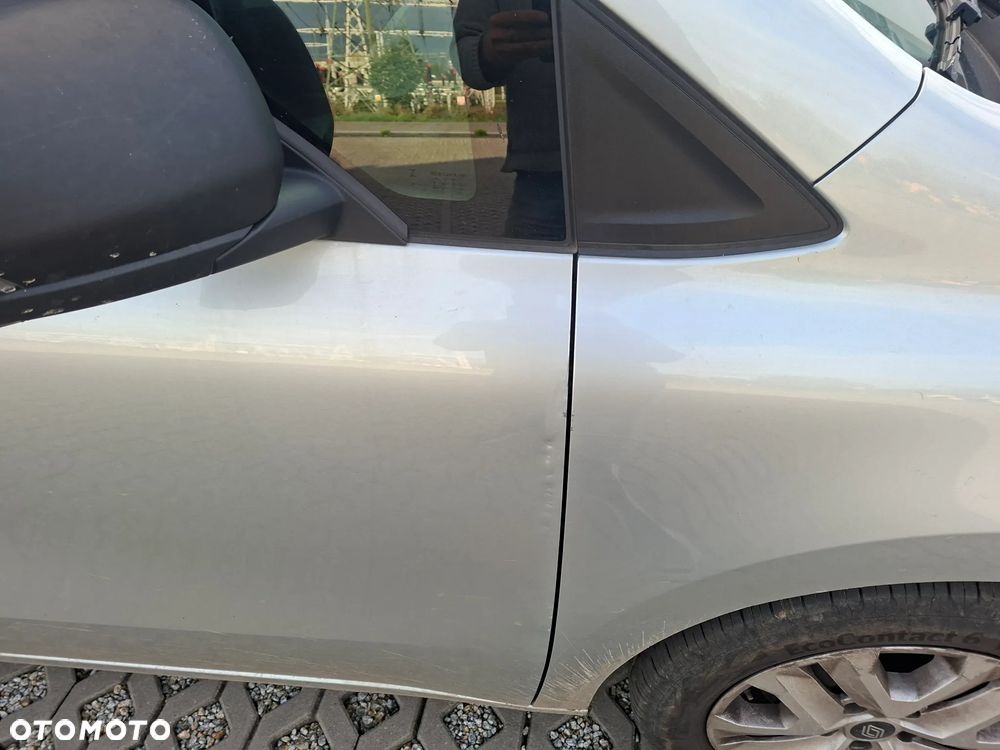 Renault Kangoo ENERGY dCi 110 FAP Start & Stop Luxe - 9