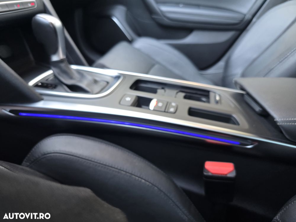 Renault Megane ENERGY dCi 110 EDC INTENS - 13