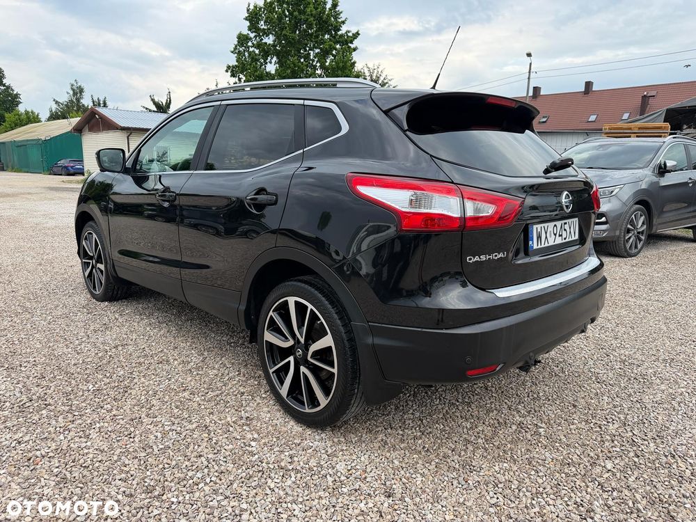 Nissan Qashqai 1.6 dCi Xtronic TEKNA+ - 8