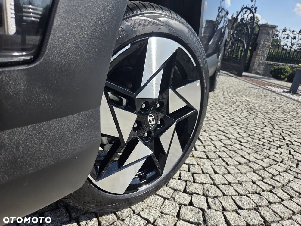 Hyundai Kona - 30