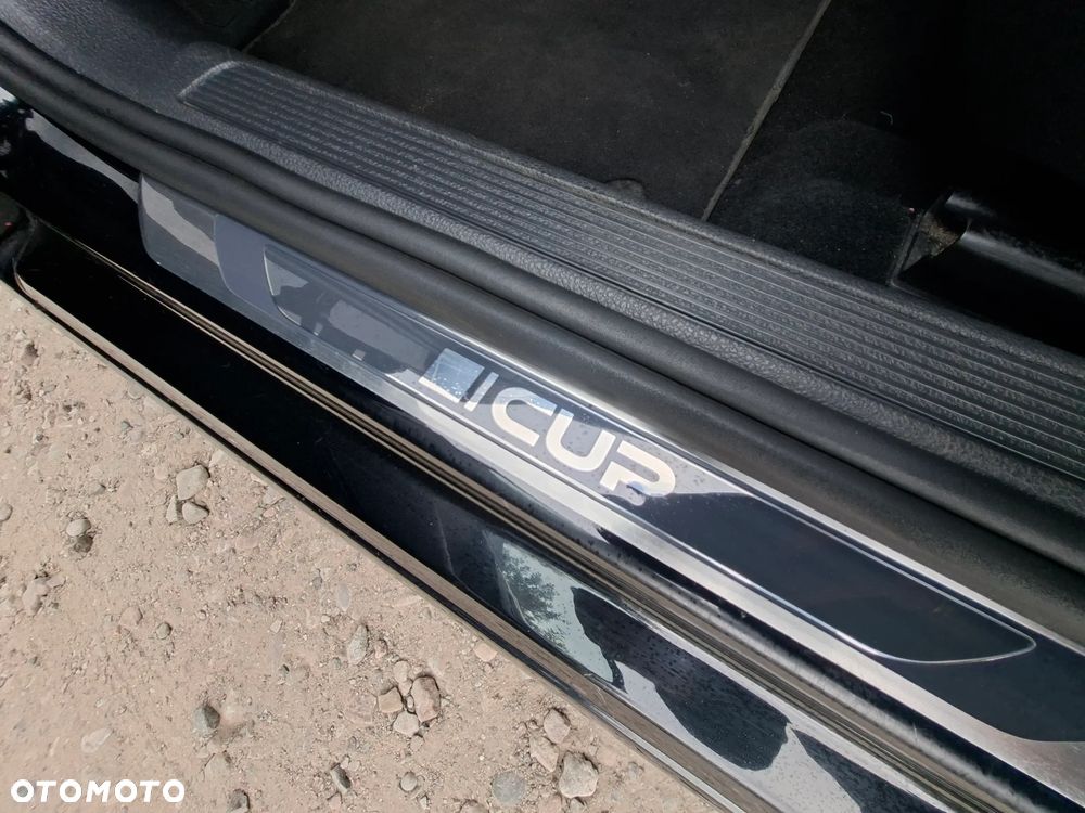 Volkswagen Golf 1.6 BlueTDI DSG Cup - 17