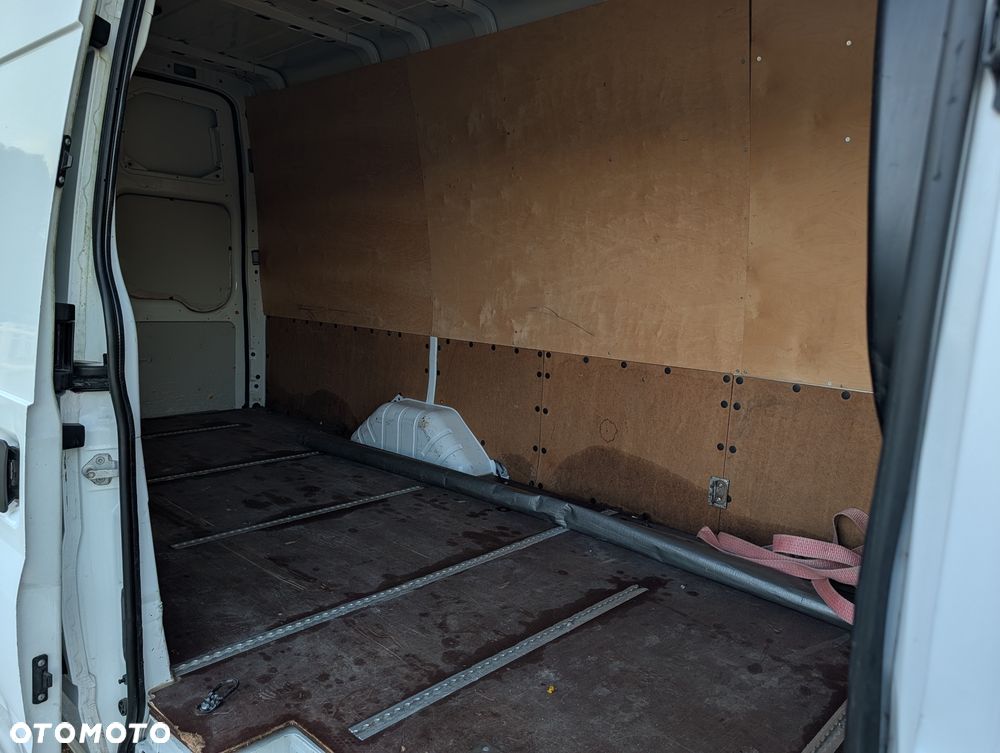 Ford Transit - 14