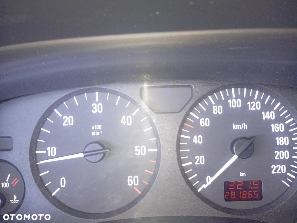 Opel Zafira 2.2 DTI Njoy - 6