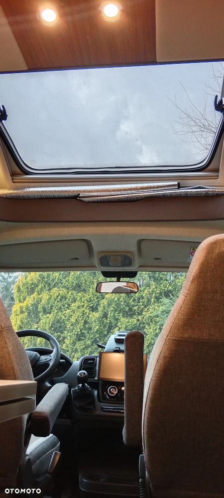 KNAUS LIVE WAVE 700MEG - 22