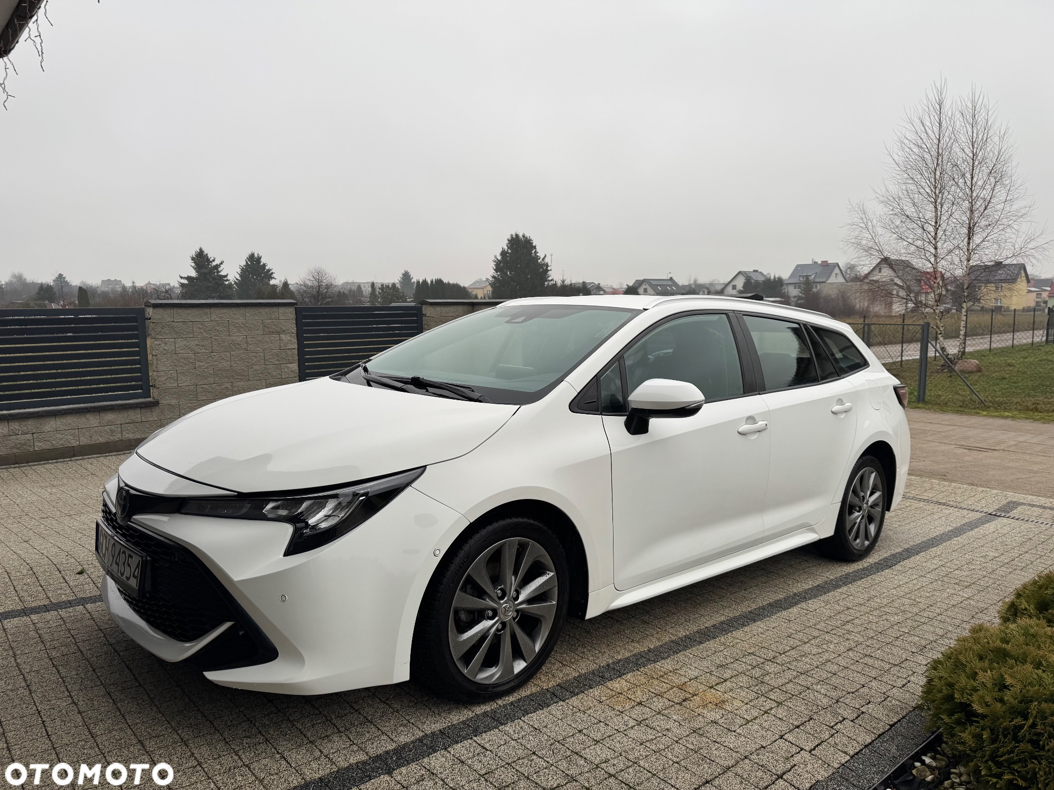 Toyota Corolla 1.8 Hybrid Active - 4
