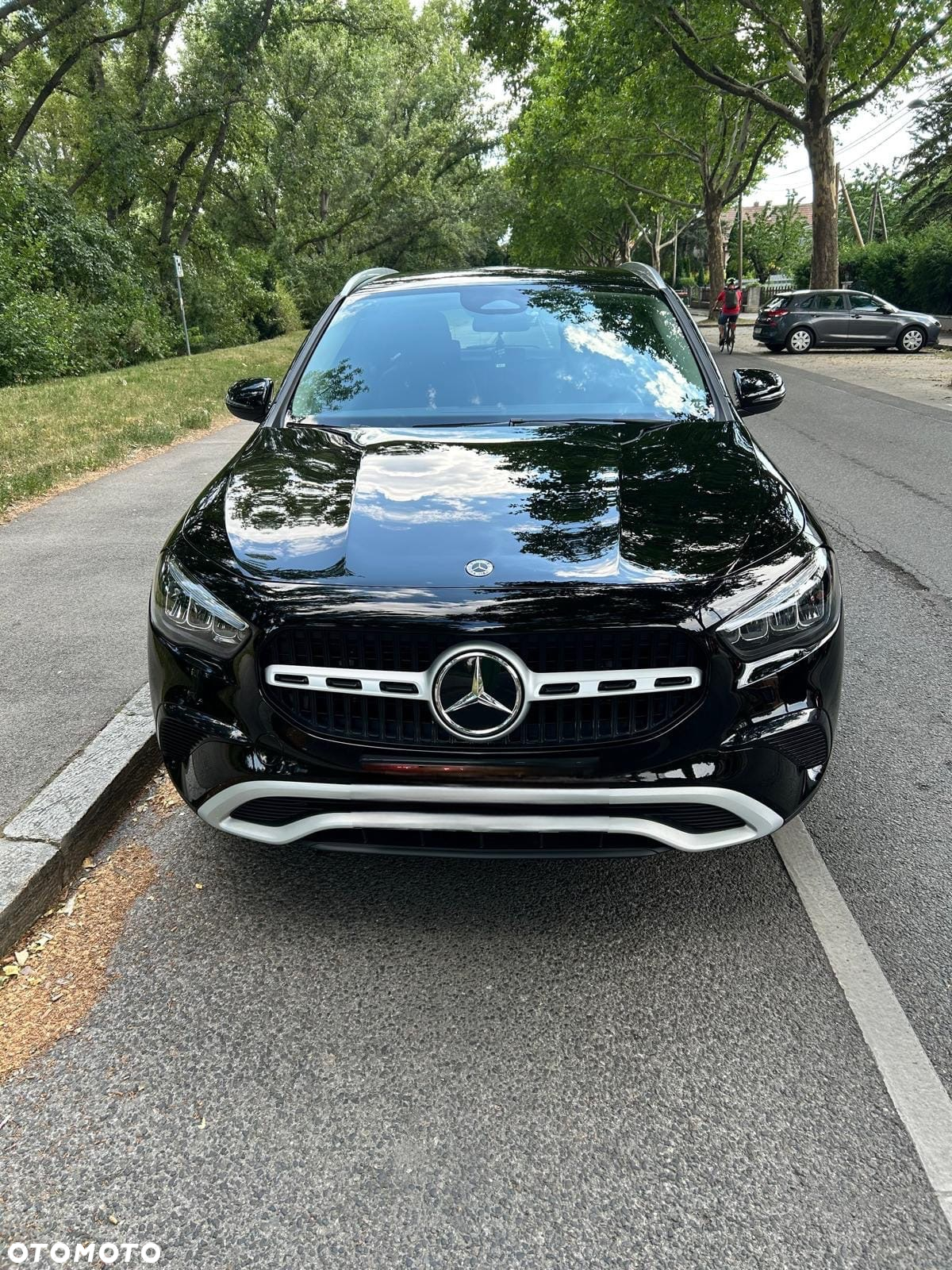 Mercedes-Benz GLA - 2