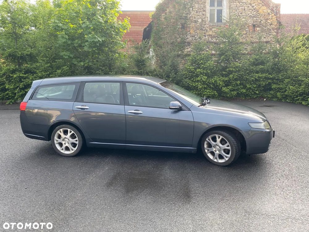 Honda Accord 2.0 Comfort - 2
