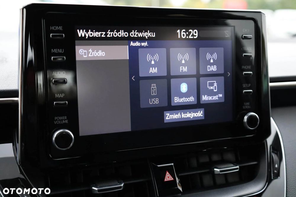 Toyota Corolla 1.8 Hybrid Comfort - 21