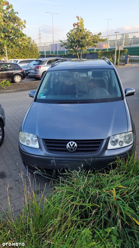 Volkswagen Touran - 6