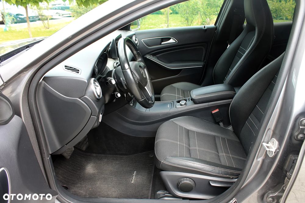 Mercedes-Benz GLA 200 (CDI) d 7G-DCT Urban - 5