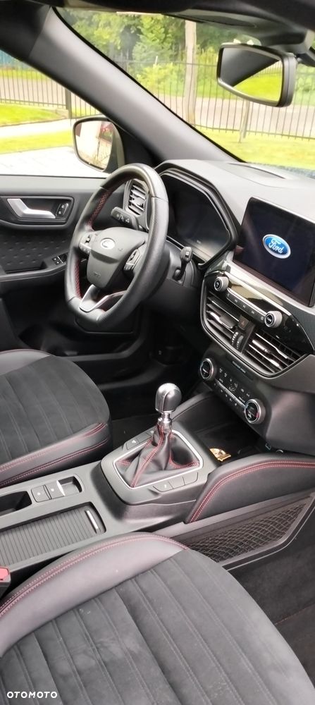 Ford Kuga 1.5 EcoBoost FWD ST-Line - 3