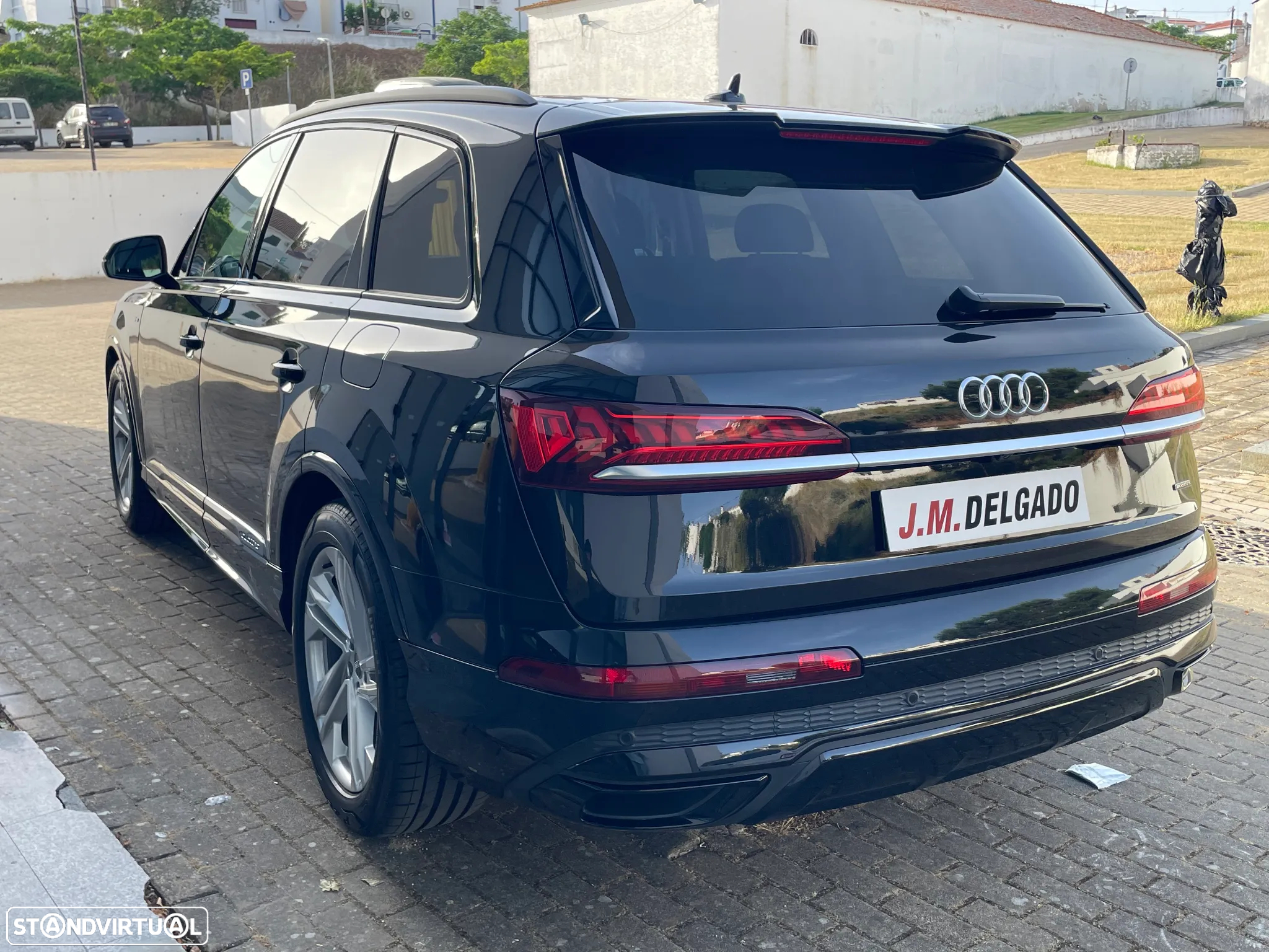 Audi Q7 55 TFSIe quattro S line Tiptronic - 4