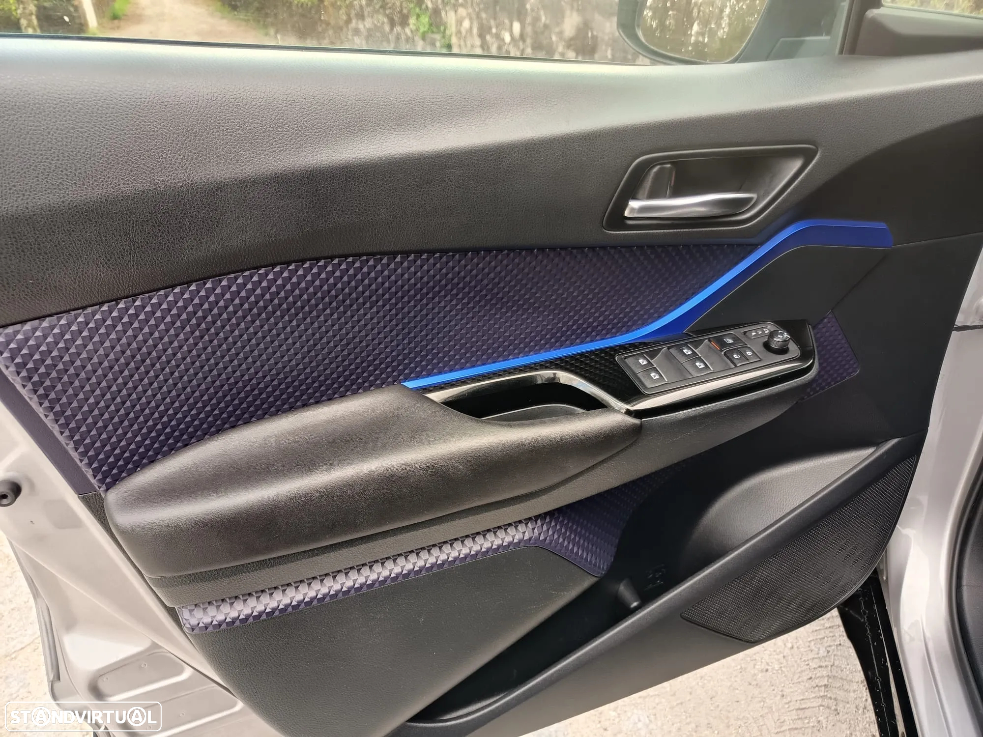Toyota C-HR 1.8 Hybrid Exclusive+P.Luxury - 14