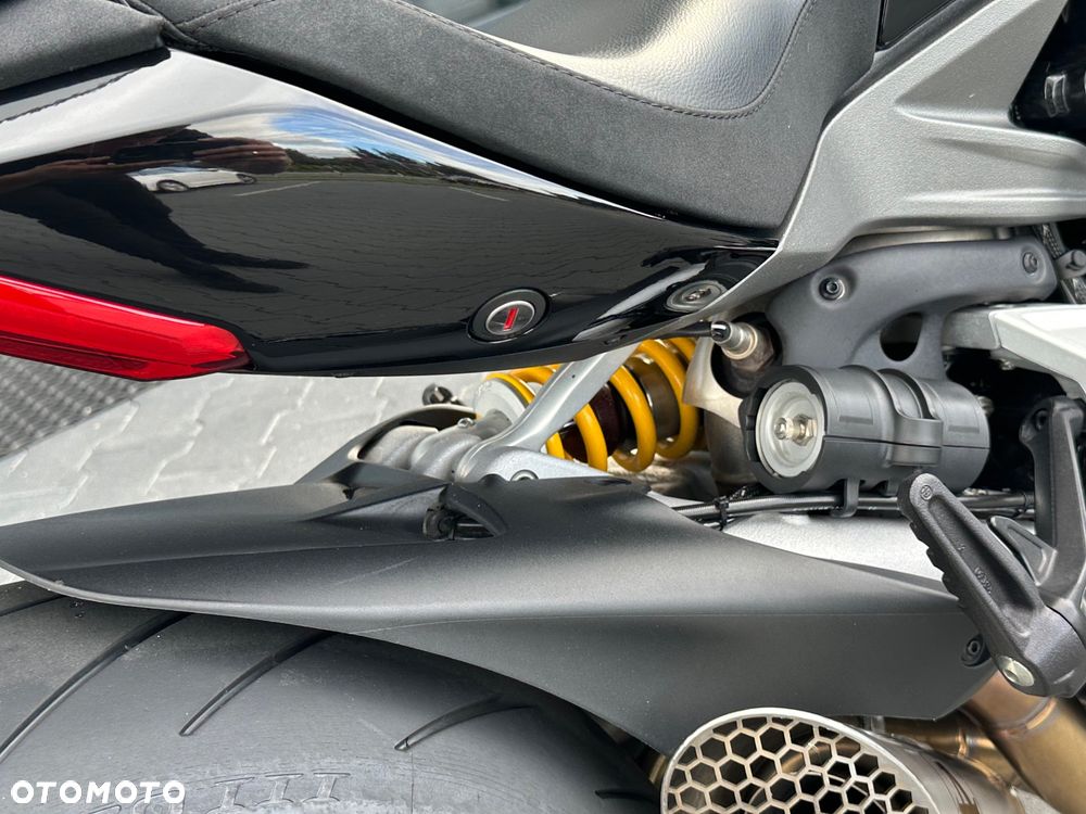 Ducati Diavel - 11