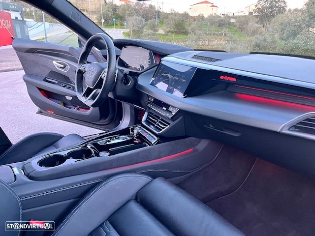 Audi RS e-tron GT quattro - 2