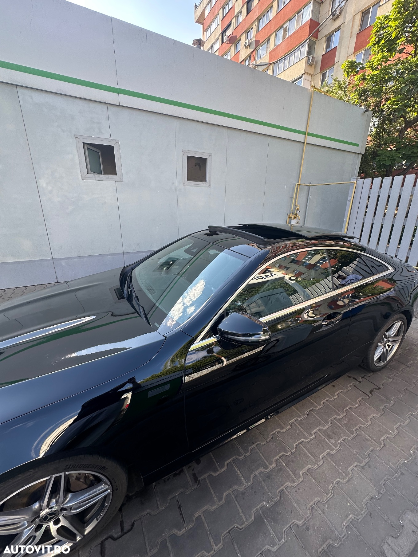 Mercedes-Benz E - 10